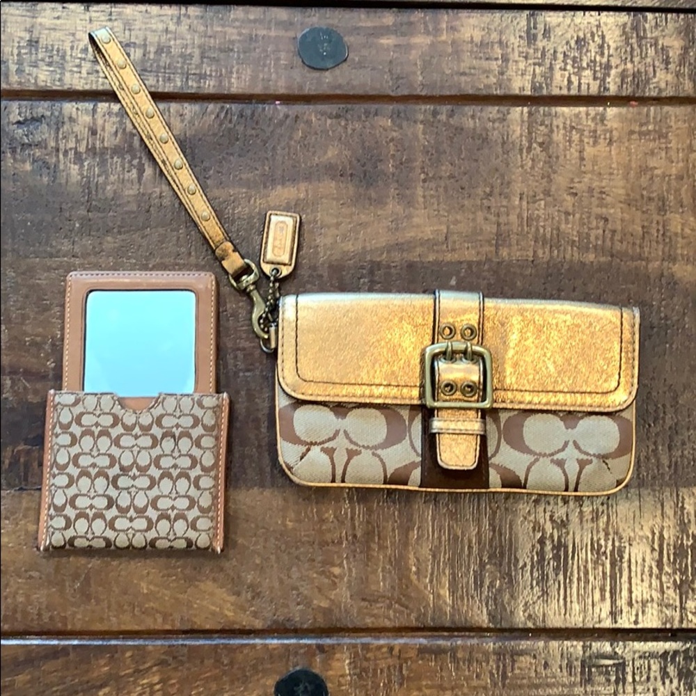 Coach wristlet and double sided mirror with case
